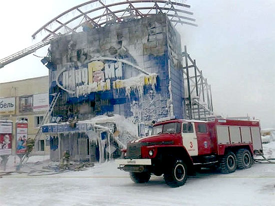 Арендаторы крупнейшего в Кузбассе мебельного центра «Панорама» подсчитывают ущерб и ищут новые торговые площадки.