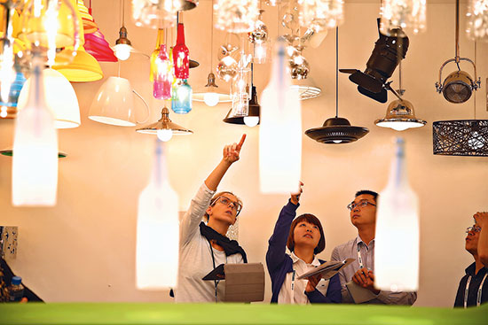 На юбилейном 30-м салоне интерьерных аксессуаров Jinhan Fair в китайском Гуанчжоу (21–27 октября, Poly World Trade Center Expo) посетителям обещаны две новые выставочные зоны.