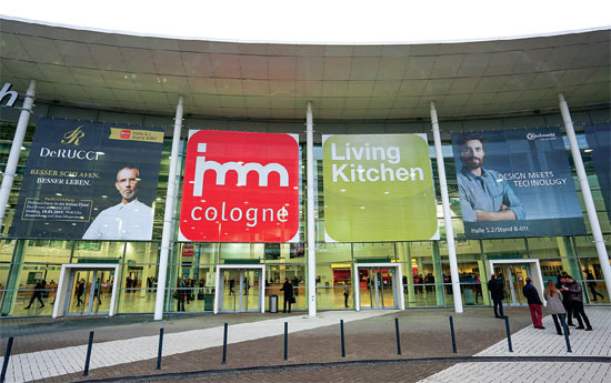 В январе в Кёльне прошёл очередной международный салон imm cologne совместно с выставкой LivingKitchen.
