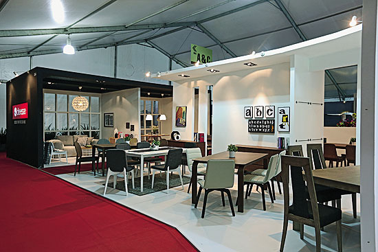 Малайзийский международный мебельный салон отметил яркие экспо-идеи и креативную мебель