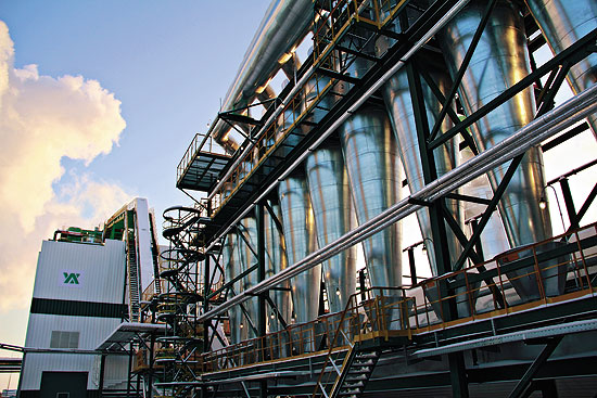 Введённый в строй в декабре 2014 года завод ДСП Группы предприятий «Увадрев-Холдинг» уже работает на 90 % своей мощности