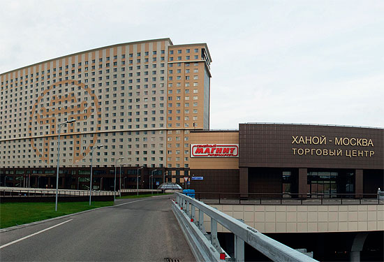 7 октября 2015 г.ода в многофункциональном комплексе «Ханой-Москва» на Ярославском шоссе открылся торгово-выставочный центр «Мебель России».