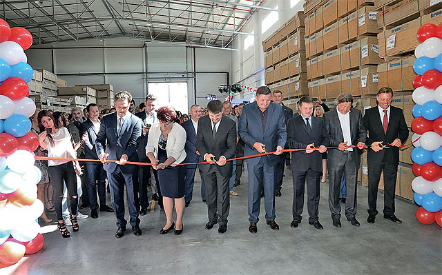 Компания «Интердизайн» открыла на территории промышленного парка «Черняховск» новую мебельную фабрику