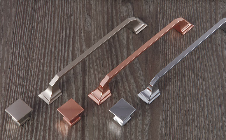 Новая коллекция ручек от «Валмакс» создана для мебели в стиле современная классика.