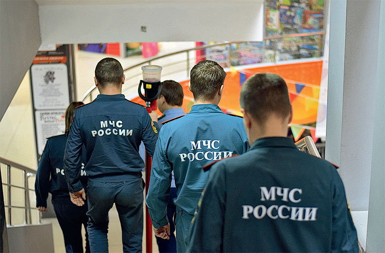 После массовых проверок МЧС в стране были закрыты десятки мебельных центров После массовых проверок МЧС в стране были закрыты десятки мебельных центров