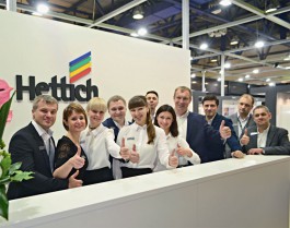 В Экспоцентре продукты Hettich демонстрировались как в мебельном ансамбле, так и соло.