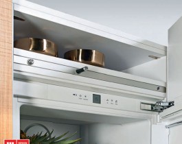Easys — инновационная электромеханическая система открывания для холодильников, разработанная компанией Hettich. 