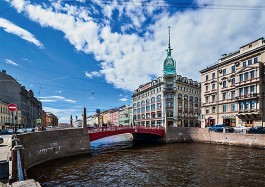 Сеть салонов дизайнерской мебели и товаров для дома DesignBoom пришла в Санкт-Петербург. 