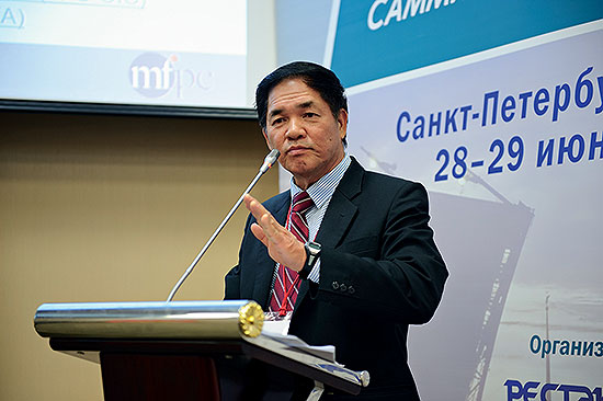 Участники Всероссийского мебельного саммита 2012 освоили насыщенную программу деловых и неформальных мероприятий