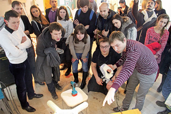 11 февраля состоялась очередная открытая встреча Клуба промышленных дизайнеров — объединения молодых московских бюро, специализирующихся на производстве мебели 
