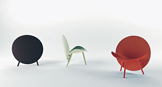 В начале года состоялась премьера серии прототипов первого в мире кресла из цветного карбона.