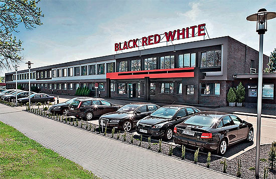 Экспортные достижения мебельного концерна Black Red White отметили власти Речи Посполитой. BRW стала лауреатом национального конкурса Regionalne Orły Eksportu