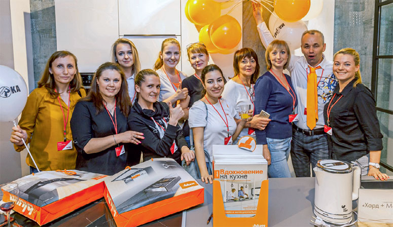 Кухни со стильными системами выдвижения LEGRABOX от Blum сейчас могут приобрести клиенты компании «Наша марка». Кухни со стильными системами выдвижения LEGRABOX от Blum сейчас могут приобрести клиенты компании «Наша марка».